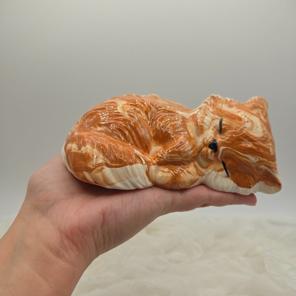 Vintage 1980 Scioto Orange Sleeping Cat Figurine – Orange Marbled Ceramic Kitten